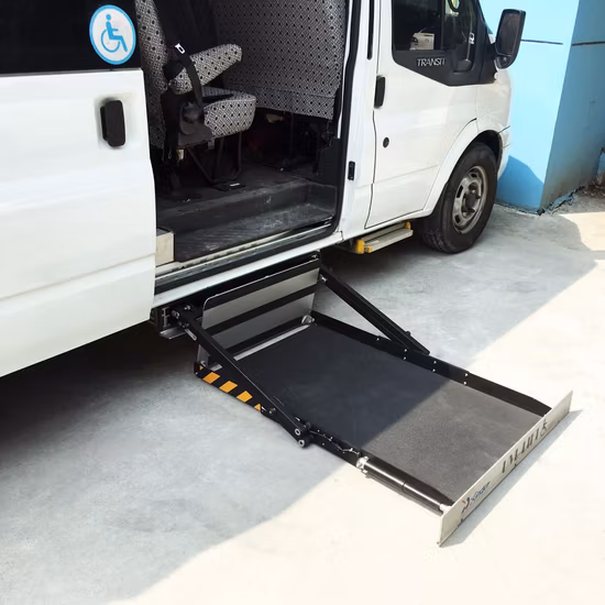 CE Certified Electric Wheelchair Lift for Car and Van with Loading 350kg